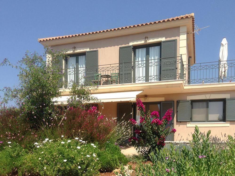 Korallis Villas Livathos  Eksteriør billede